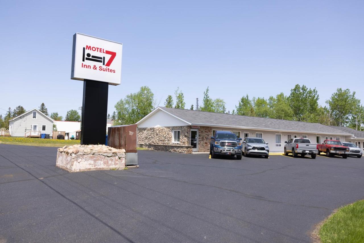 Motel 7 Inn & Suites Beresford Exteriér fotografie