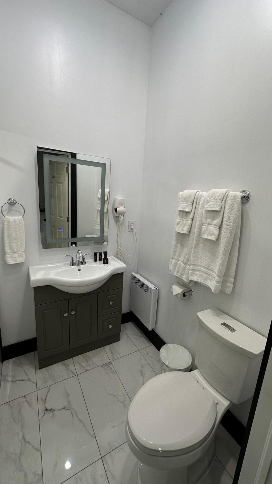 Motel 7 Inn & Suites Beresford Exteriér fotografie